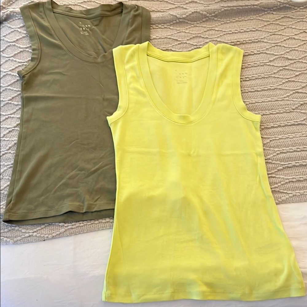 Women's Sleeveless Tops - Set of 2